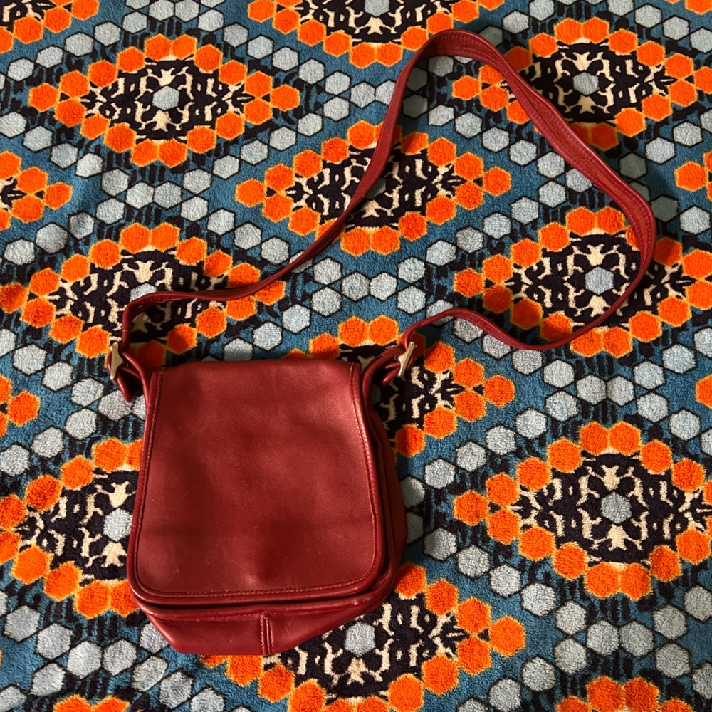 Elegant Red Crossbody Bag